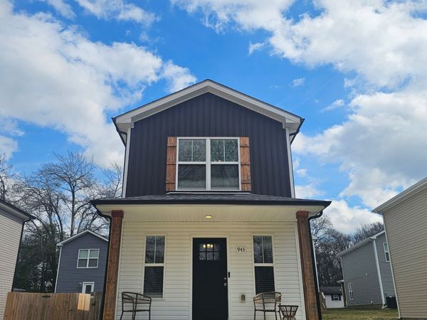 943 Wall St , Clarksville, TN 37040