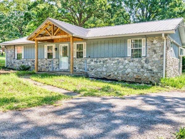 124 Cumberland Dr, Russellville, KY 42276