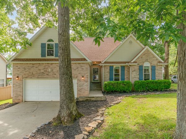 1508 Walnut Hills Dr , Chapel Hill, TN 37034