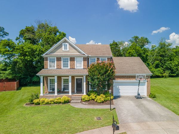 2045 Hawks Nest Ct , Hermitage, TN 37076