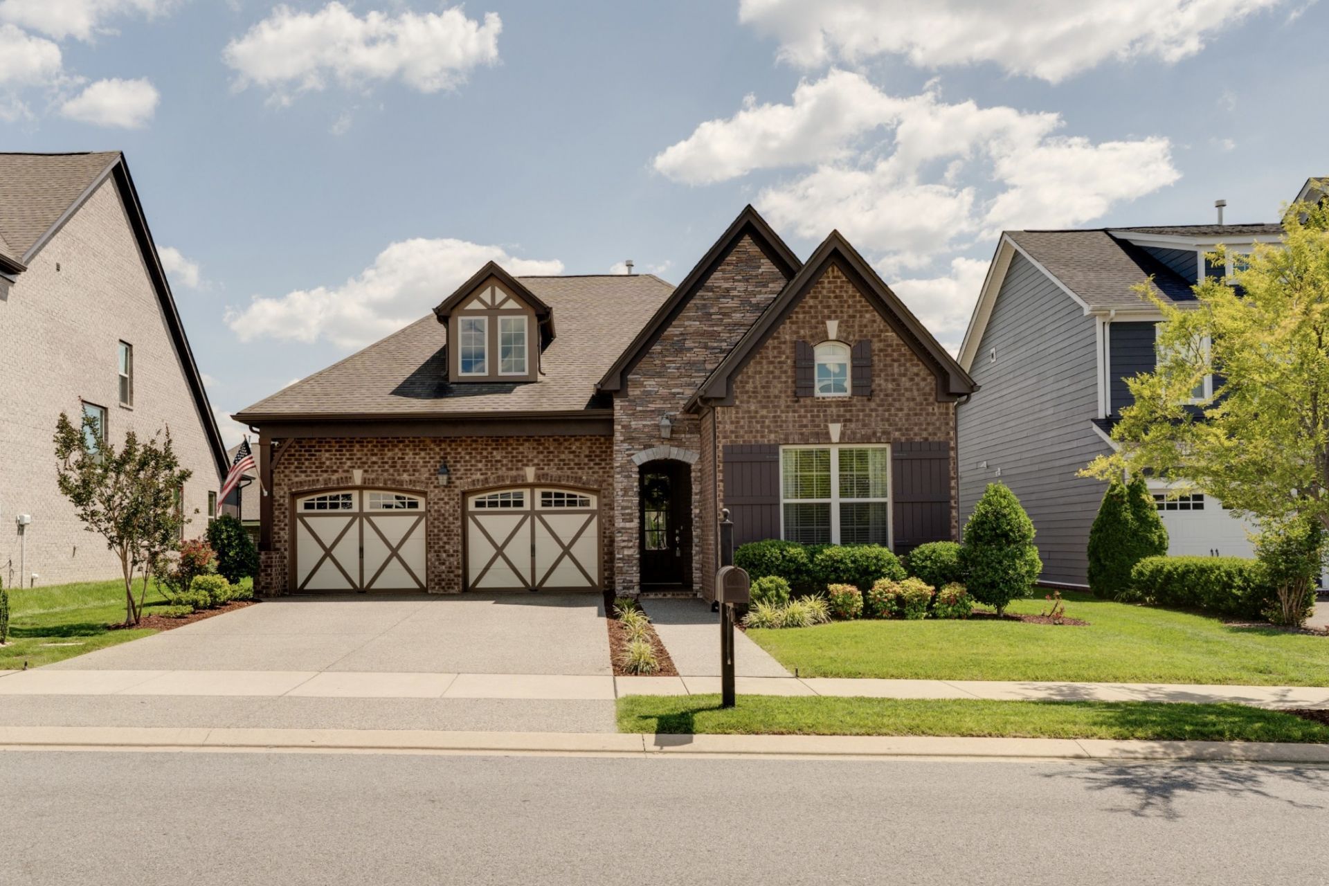 576 Lingering Way, Hendersonville, TN 37075 Main Photo