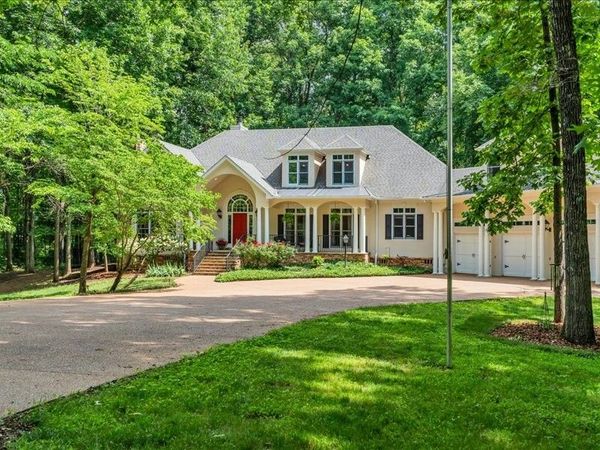 111 Arcadia Ct , Murfreesboro, TN 37130