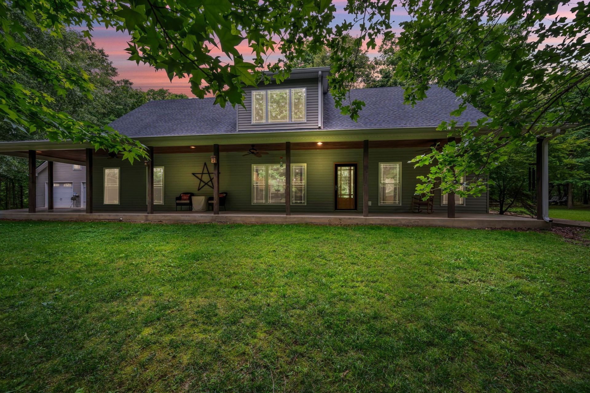 1026 Yellow Creek Rd  Dickson, TN 37055