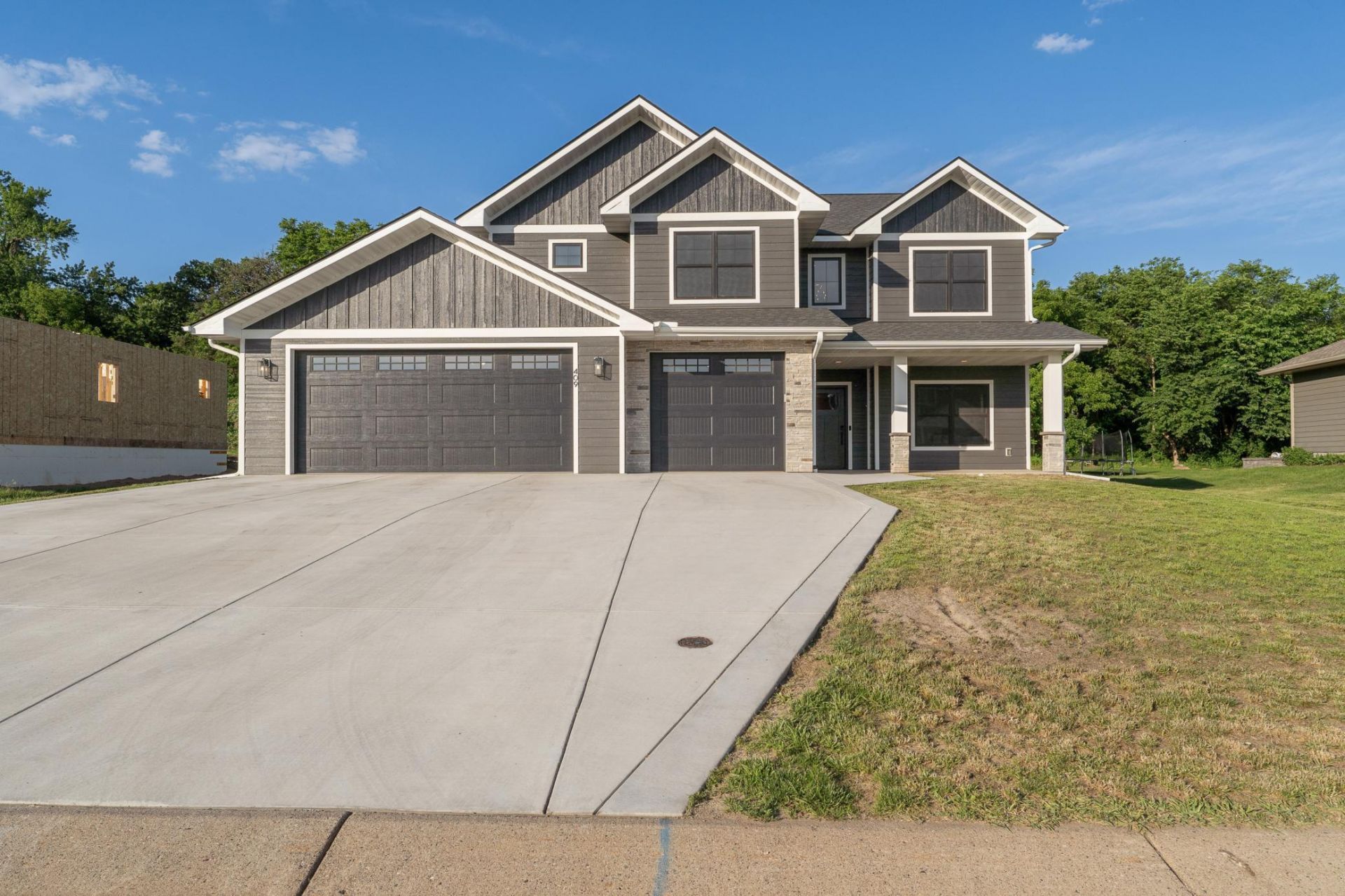 409 Sunflower Court, Cannon Falls, MN 55009