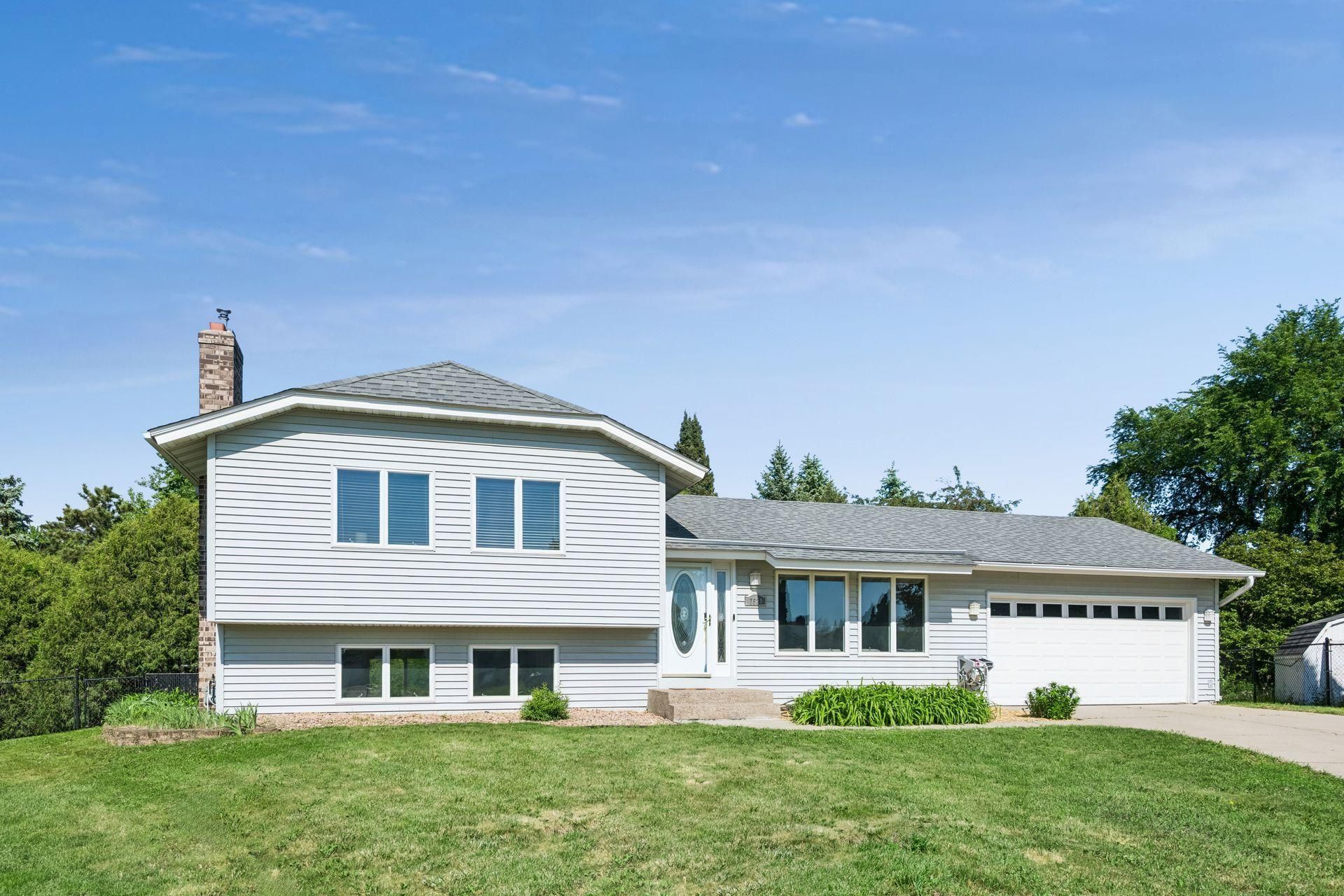 7920 W 107th Street Circle , Bloomington, MN 55438