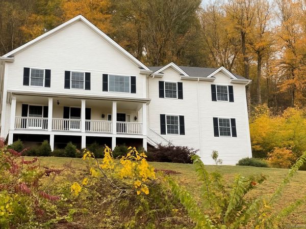 71 Ledges , Ridgefield, CT 06877