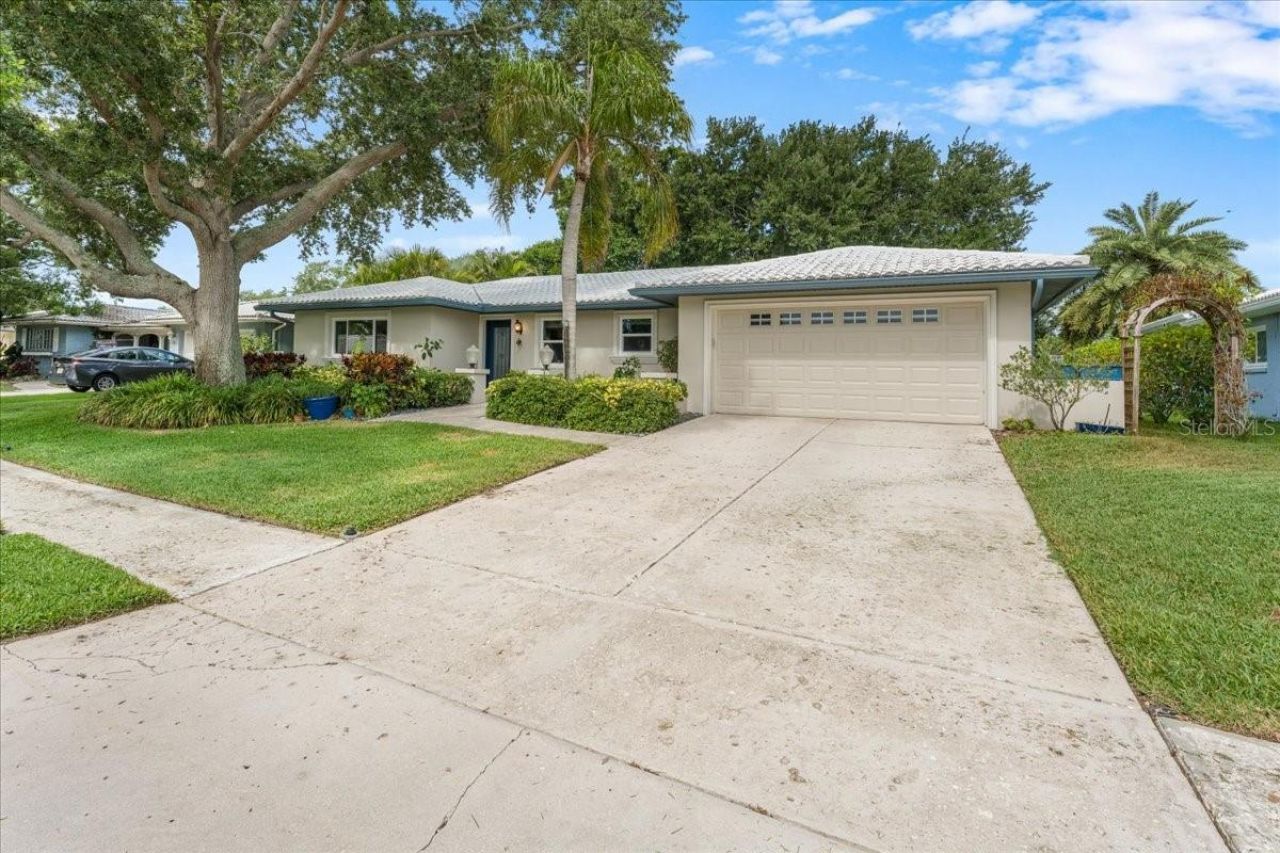 6710 121st Street, Seminole, FL 33772 Photo