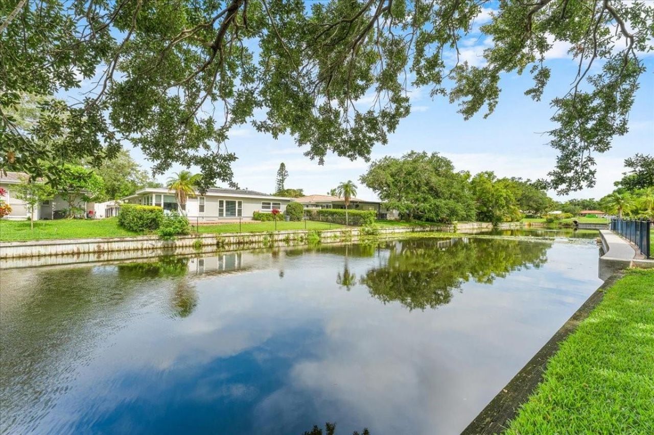 6710 121st Street, Seminole, FL 33772 Photo