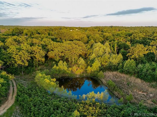 000 Maple Drive , Kellyville, OK 74039