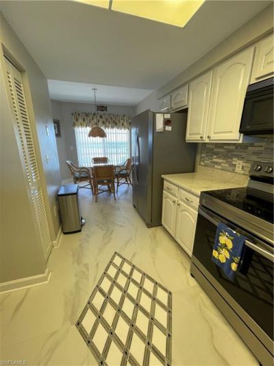 13105 Vanderbilt Dr, Unit 808, Naples, FL 34110 Photo