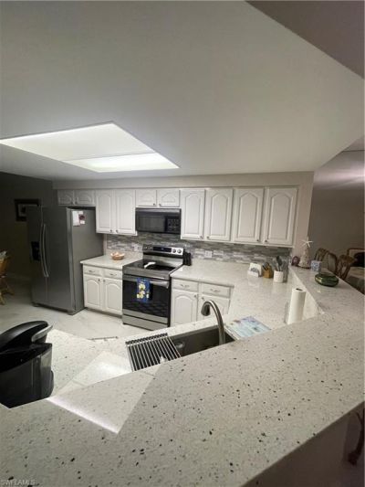 13105 Vanderbilt Dr, Unit 808, Naples, FL 34110 Photo
