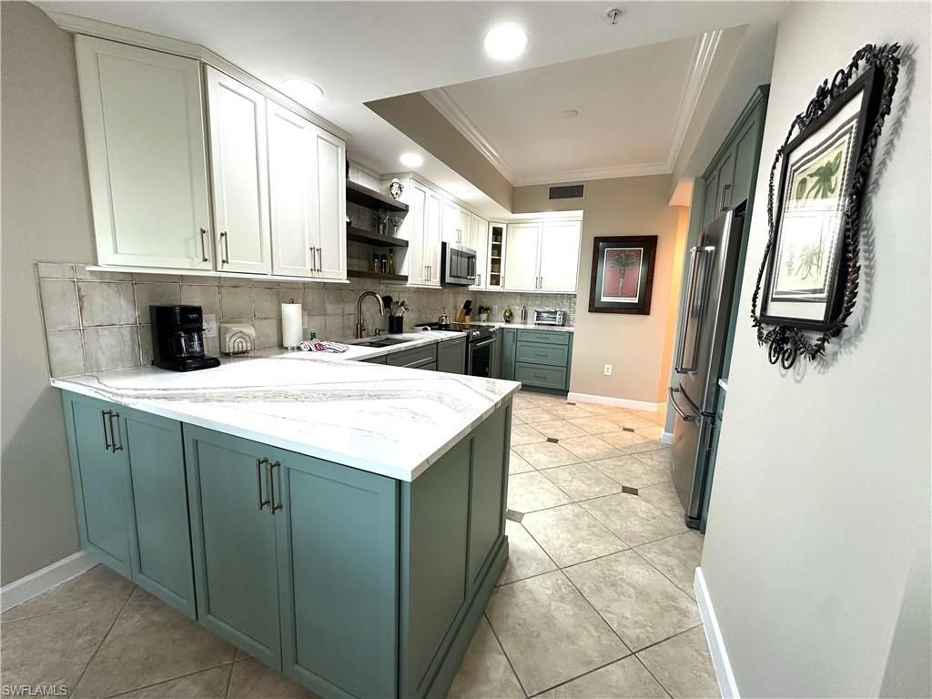 325 Dunes Blvd, Unit 306, Naples, FL 34110 Photo