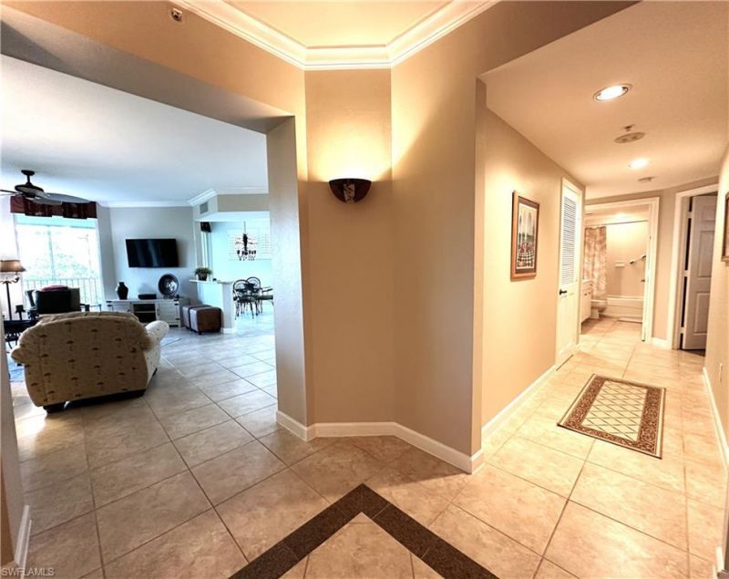 325 Dunes Blvd, Unit 306, Naples, FL 34110 Photo