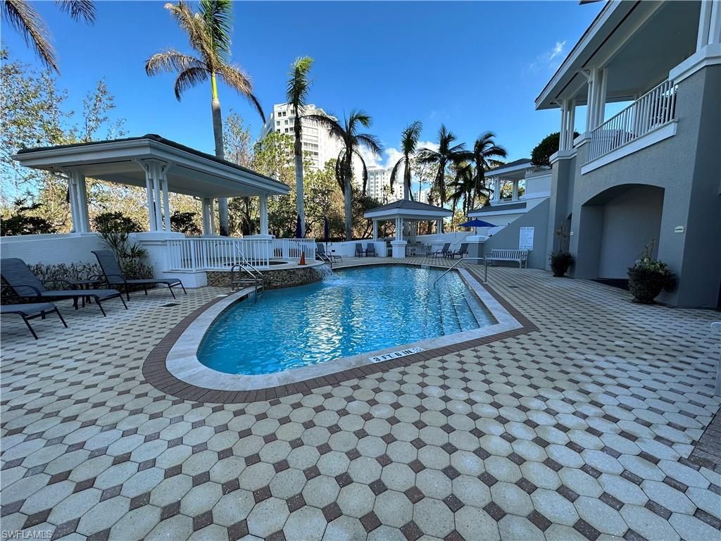 325 Dunes Blvd, Unit 306, Naples, FL 34110 Photo