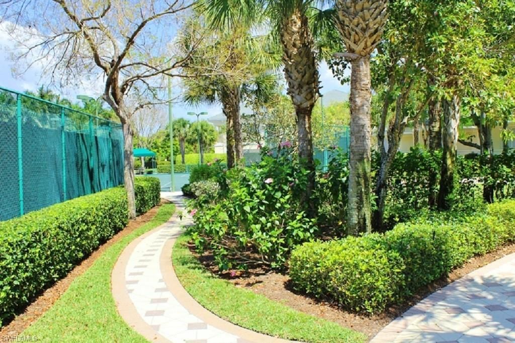 325 Dunes Blvd, Unit 306, Naples, FL 34110 Photo
