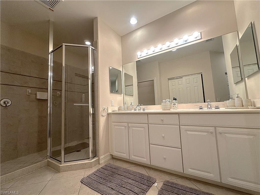 1634 Tarpon Bay Dr S, Unit 202, Naples, FL 34119 Photo