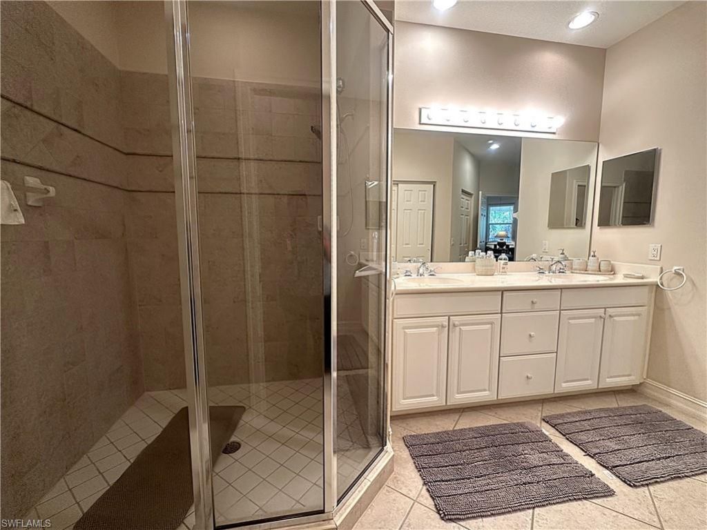 1634 Tarpon Bay Dr S, Unit 202, Naples, FL 34119 Photo