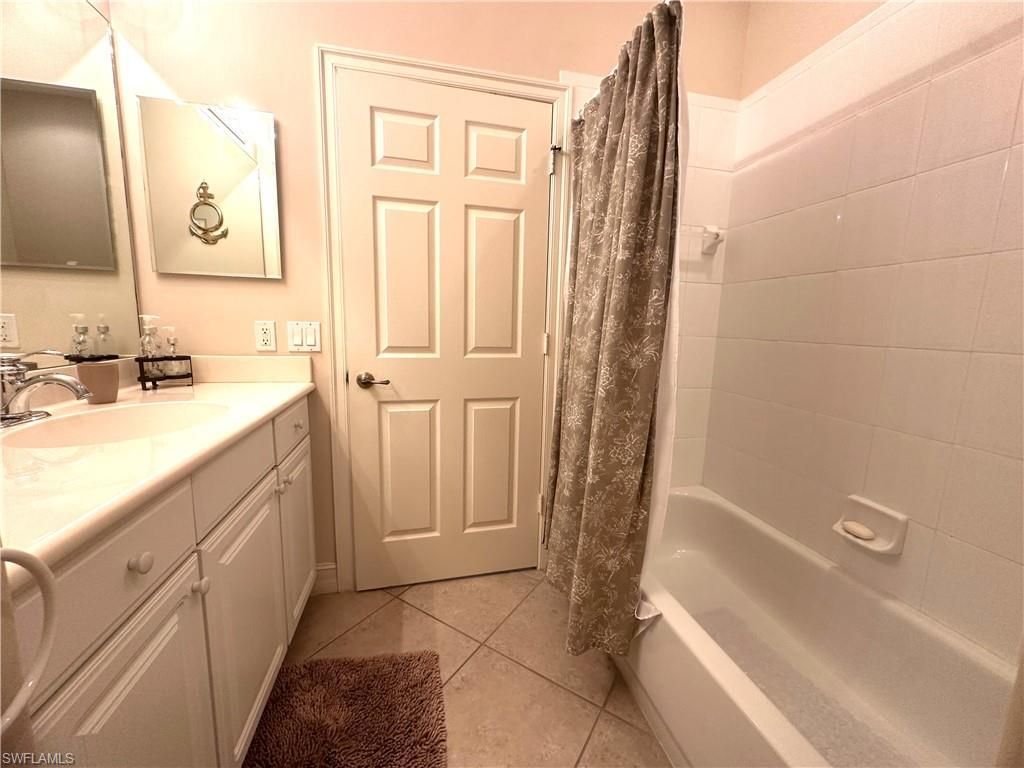 1634 Tarpon Bay Dr S, Unit 202, Naples, FL 34119 Photo