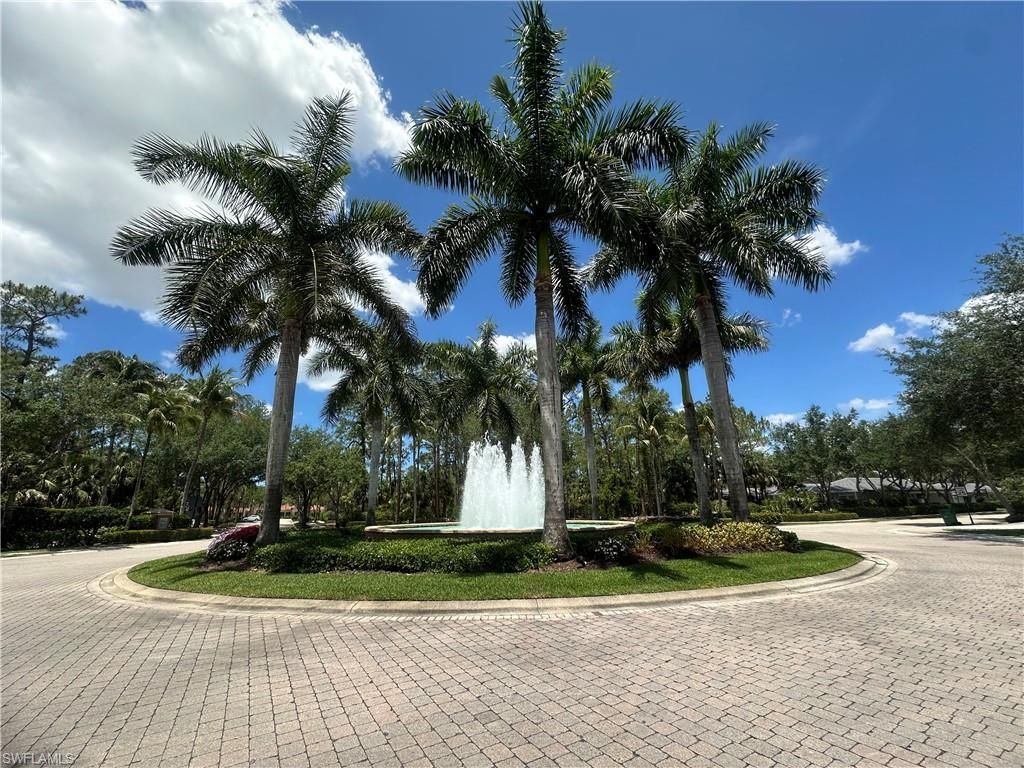 1634 Tarpon Bay Dr S, Unit 202, Naples, FL 34119 Photo