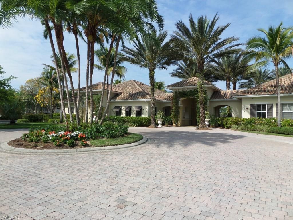 1634 Tarpon Bay Dr S, Unit 202, Naples, FL 34119 Photo