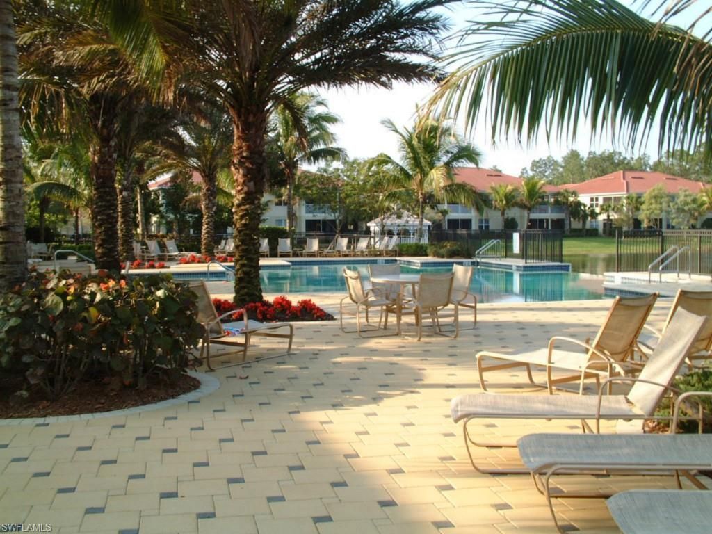 1634 Tarpon Bay Dr S, Unit 202, Naples, FL 34119 Photo