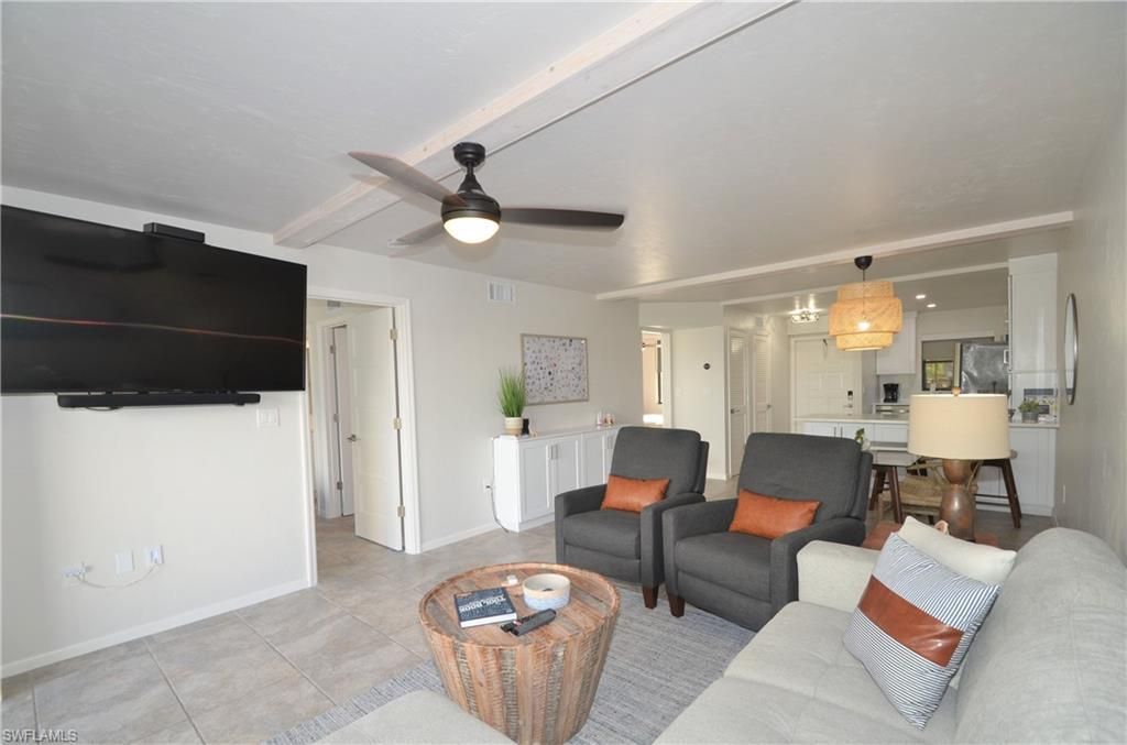 271 Southbay Dr , Unit 235, Naples, FL 34108 Photo