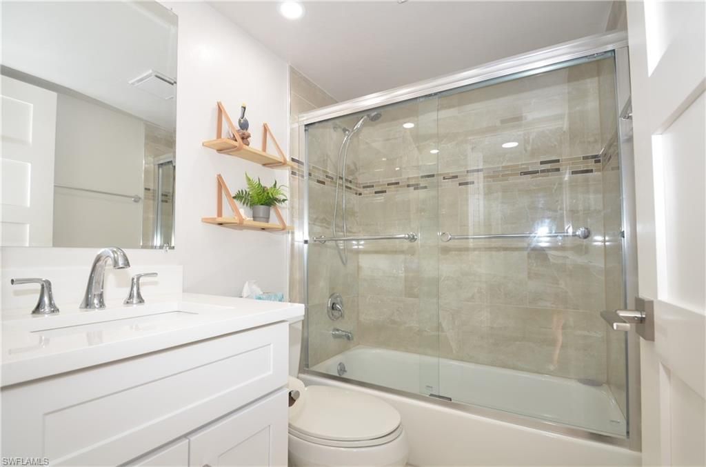 271 Southbay Dr , Unit 235, Naples, FL 34108 Photo