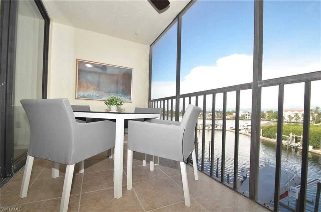 271 Southbay Dr , Unit 235, Naples, FL 34108 Photo