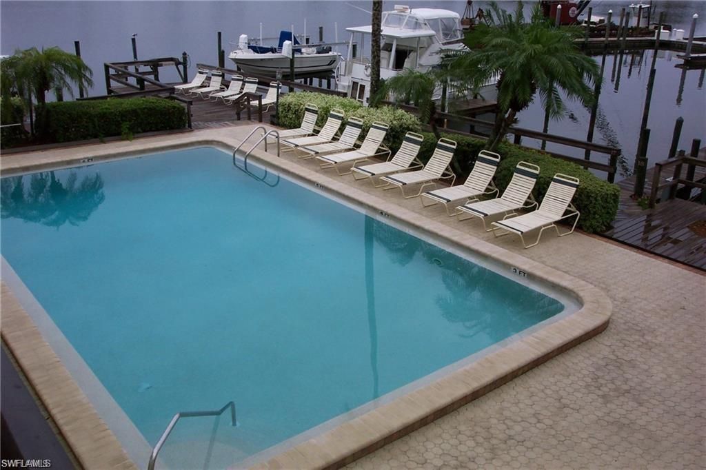271 Southbay Dr , Unit 235, Naples, FL 34108 Photo