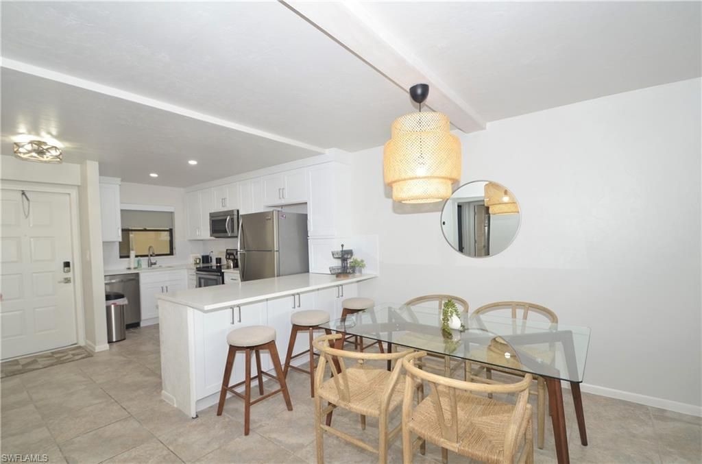 271 Southbay Dr , Unit 235, Naples, FL 34108 Photo