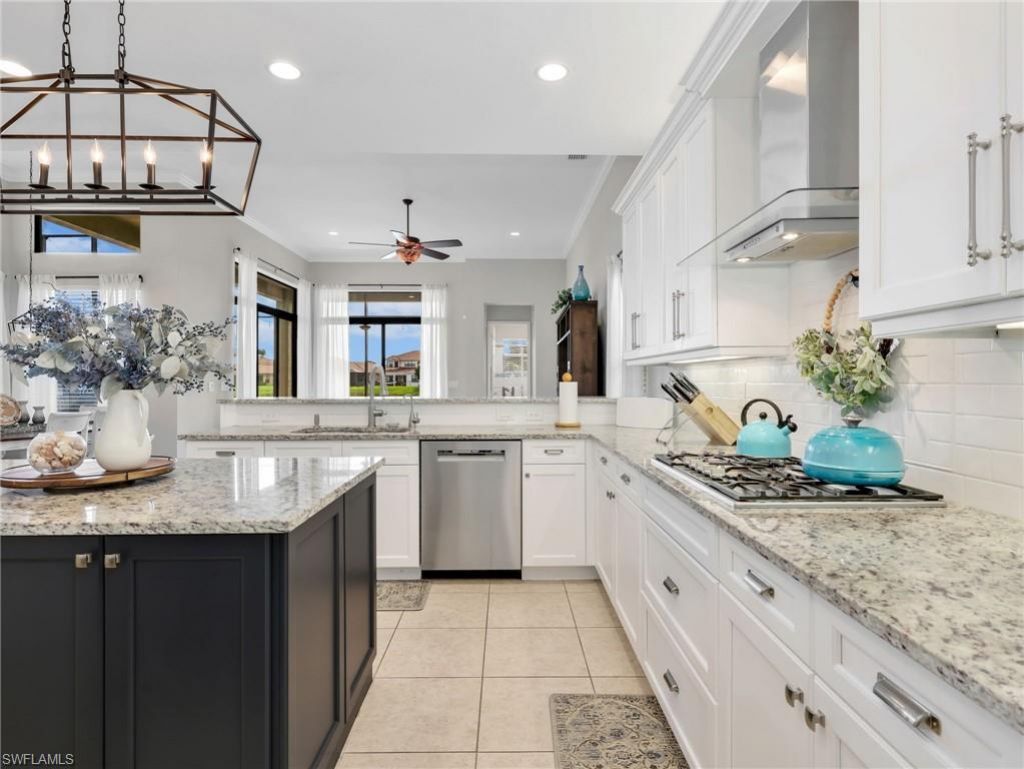2756 Crystal Way, Naples, FL 34119 Photo