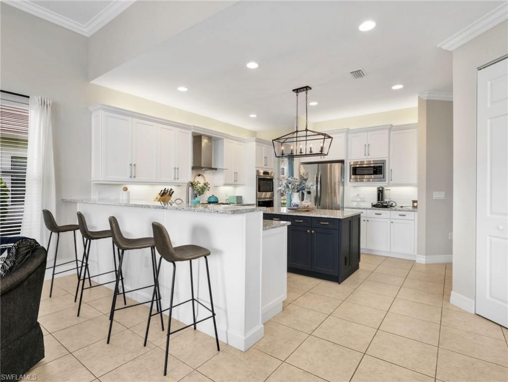2756 Crystal Way, Naples, FL 34119 Photo