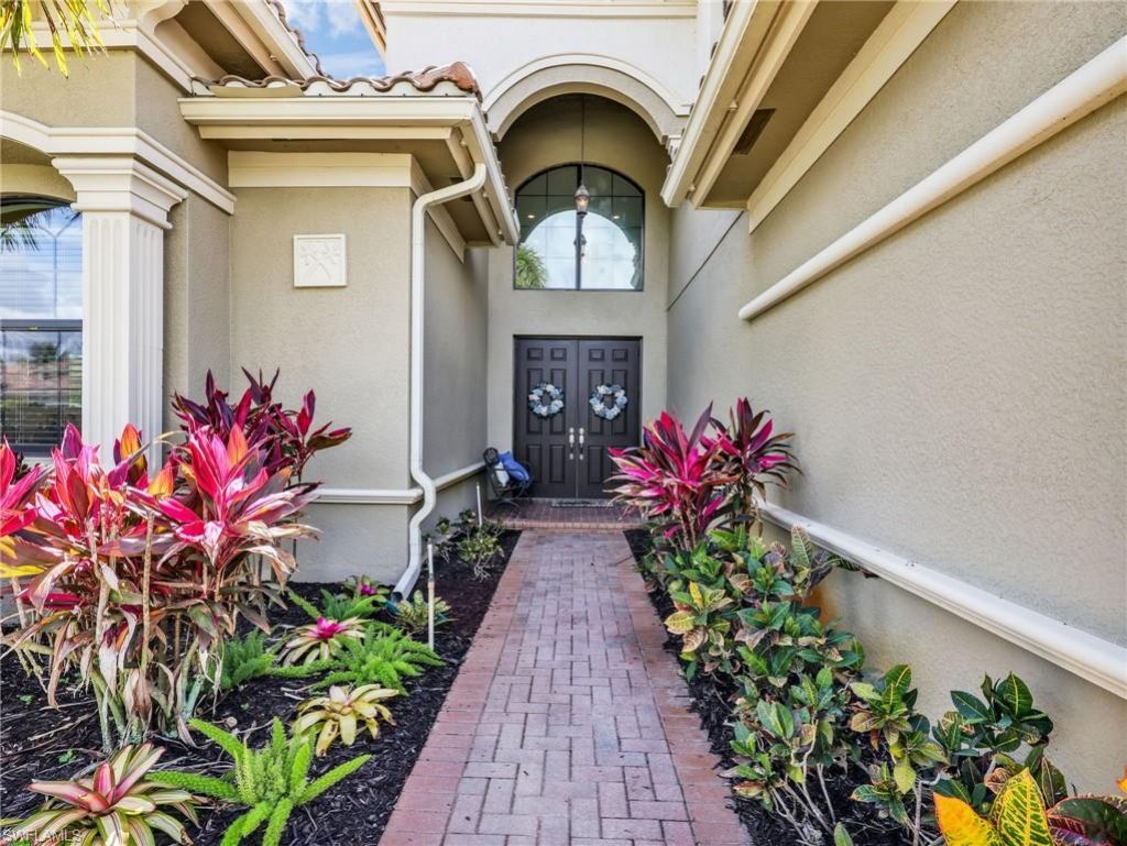 2756 Crystal Way , Naples, FL 34119 Photo