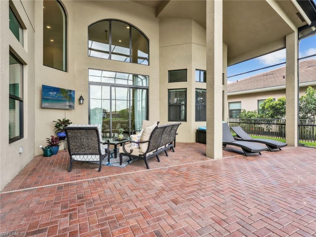 2756 Crystal Way , Naples, FL 34119 Photo