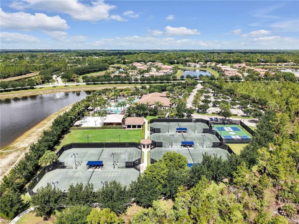 2756 Crystal Way, Naples, FL 34119 Photo