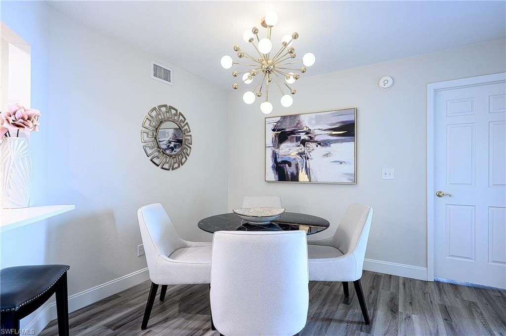 586 Beachwalk Cir, Unit O-205, Naples, FL 34108 Photo