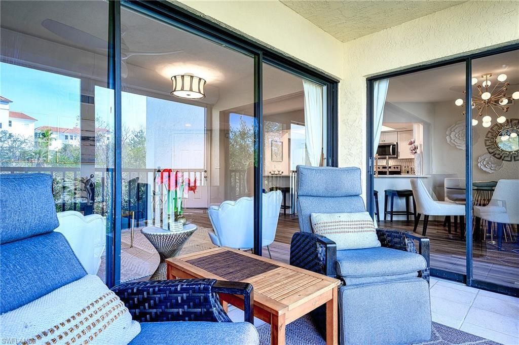 586 Beachwalk Cir, Unit O-205, Naples, FL 34108 Photo