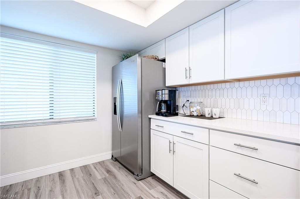 586 Beachwalk Cir, Unit O-205, Naples, FL 34108 Photo