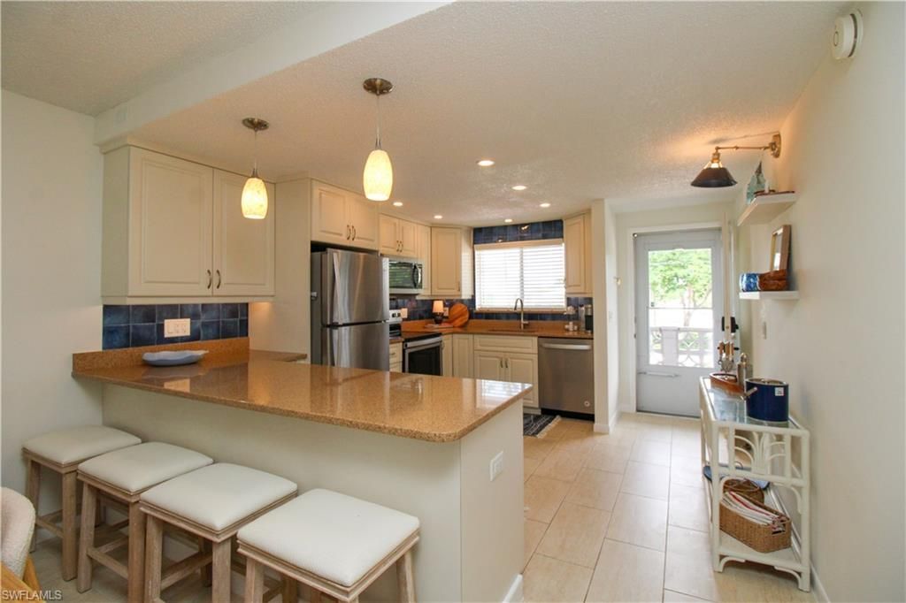 1686 Blue Point Ave, Unit B7, Naples, FL 34102 Photo