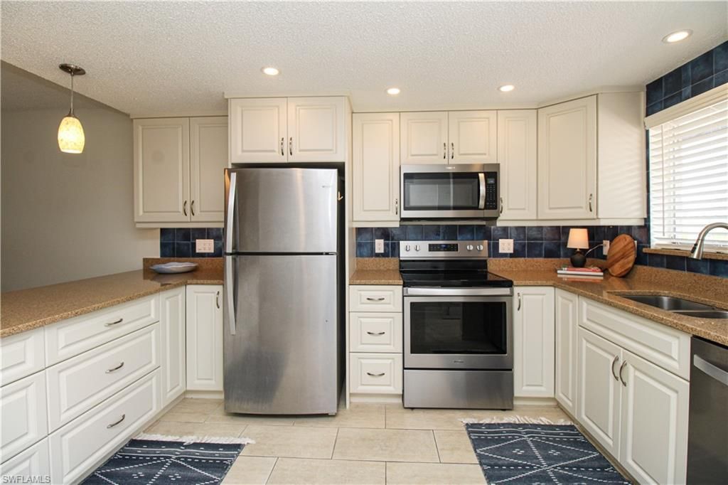 1686 Blue Point Ave, Unit B7, Naples, FL 34102 Photo