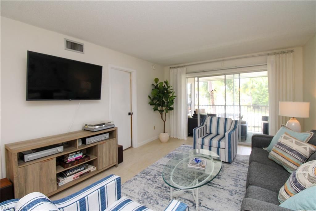 1686 Blue Point Ave, Unit B7, Naples, FL 34102 Photo