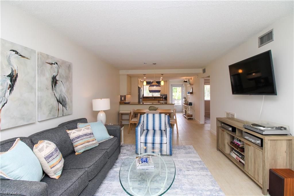 1686 Blue Point Ave, Unit B7, Naples, FL 34102 Photo