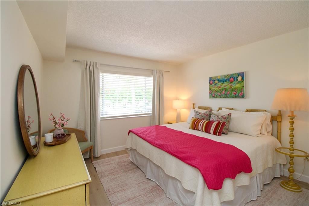 1686 Blue Point Ave, Unit B7, Naples, FL 34102 Photo