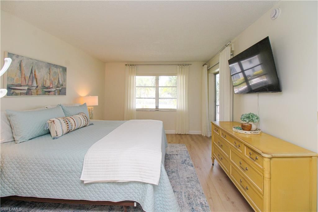 1686 Blue Point Ave, Unit B7, Naples, FL 34102 Photo