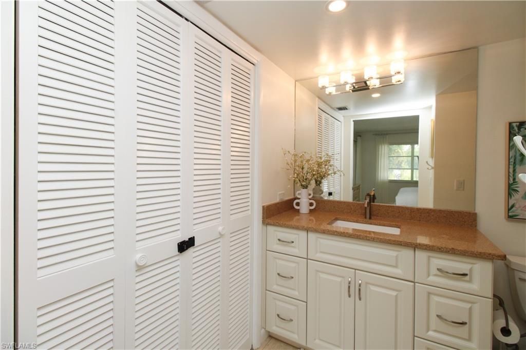 1686 Blue Point Ave, Unit B7, Naples, FL 34102 Photo