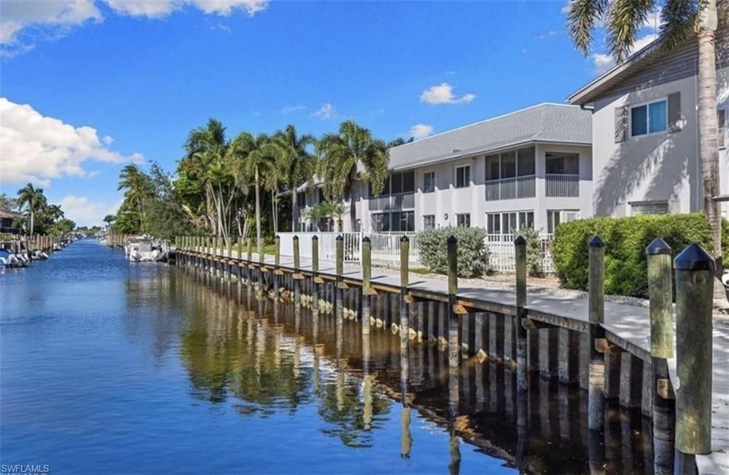 1686 Blue Point Ave, Unit B7, Naples, FL 34102 Photo