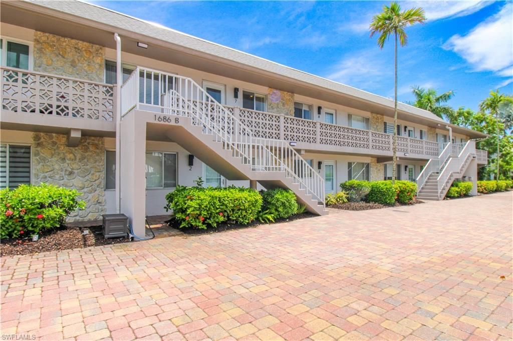 1686 Blue Point Ave, Unit B7, Naples, FL 34102 Photo