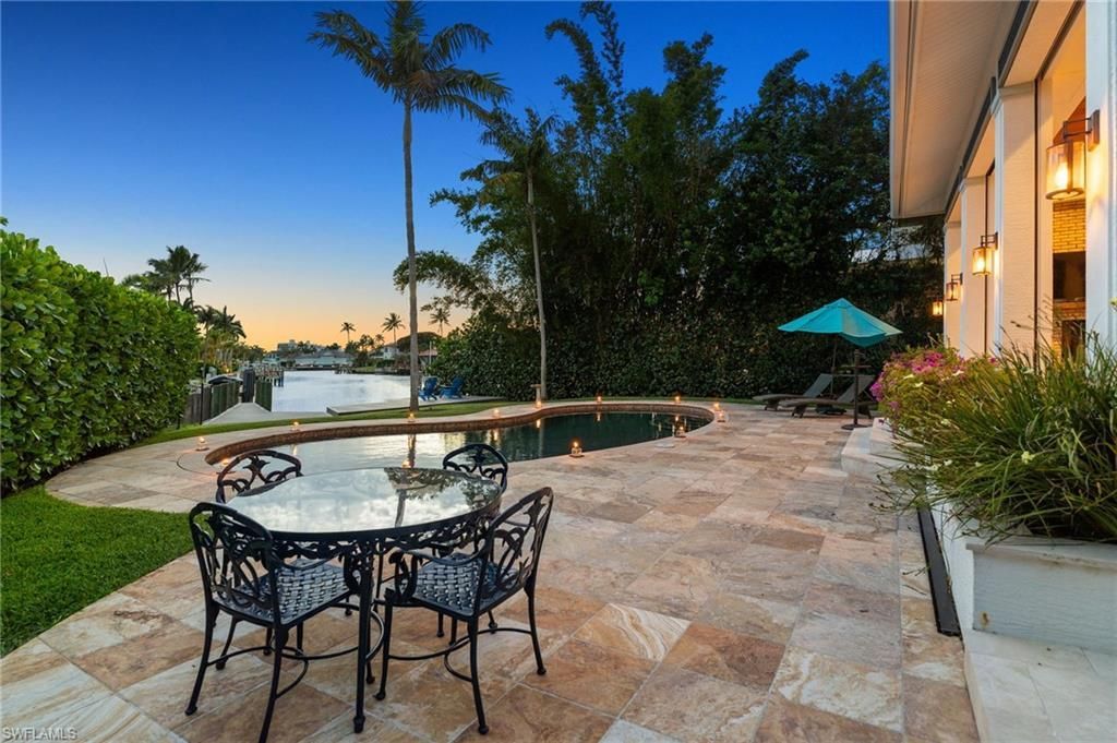 2201 Beacon Ln, Naples, FL 34103 Photo