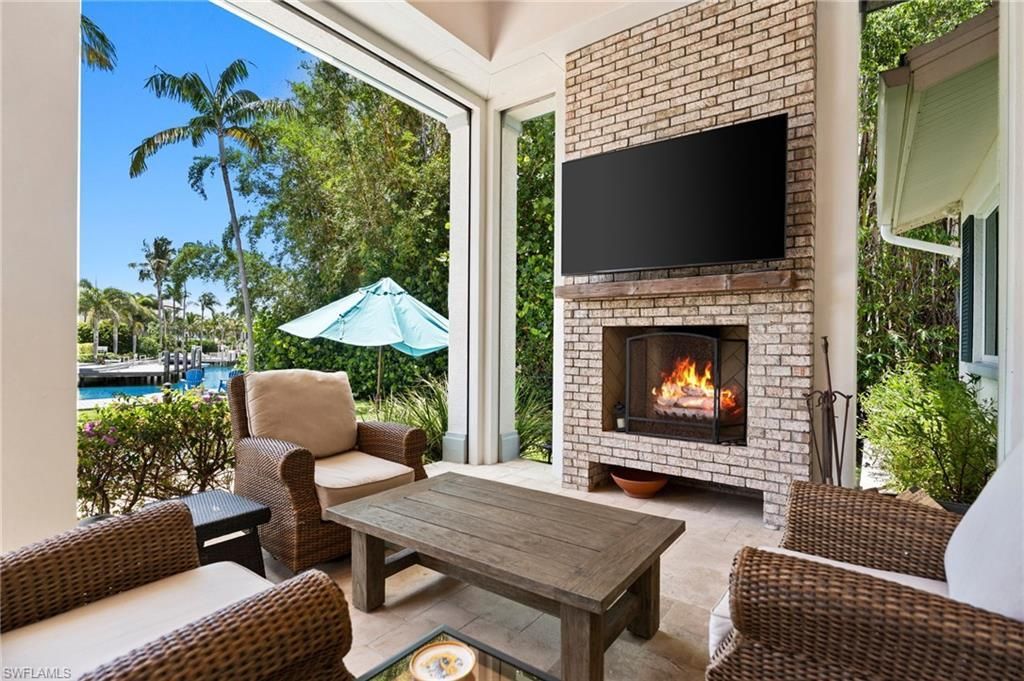 2201 Beacon Ln, Naples, FL 34103 Photo