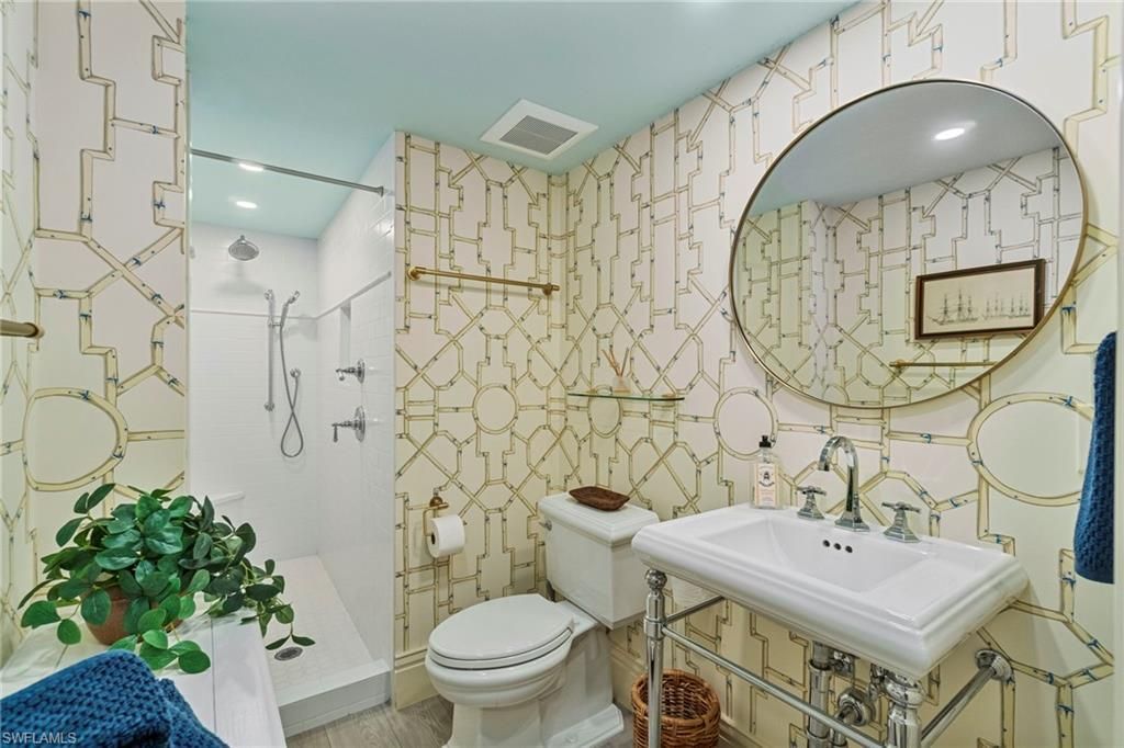 176 S Collier Blvd , Unit 101, Marco Island, FL 34145 Photo